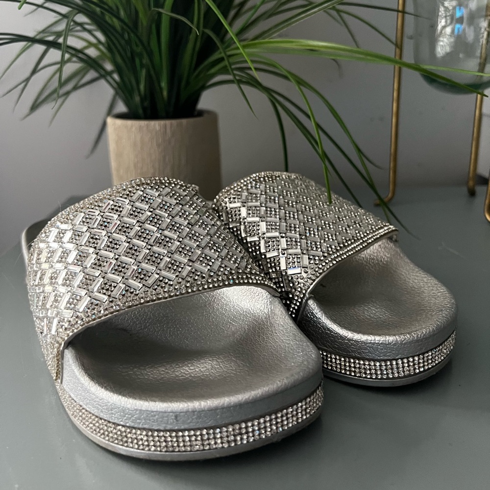 Rhinestone slides